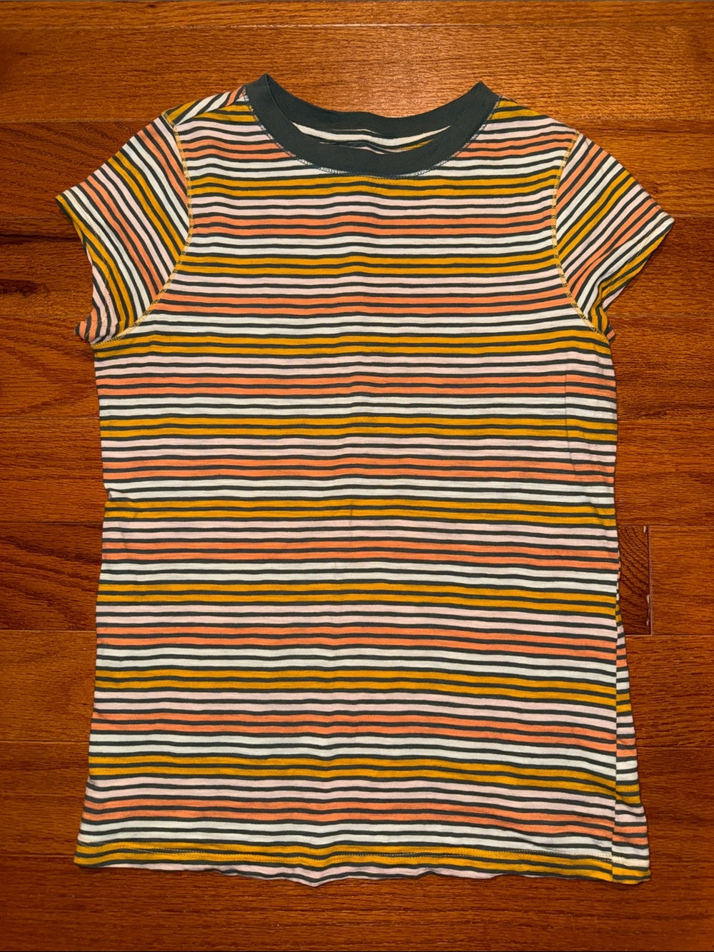 Universal Thread striped crew neck tee XS